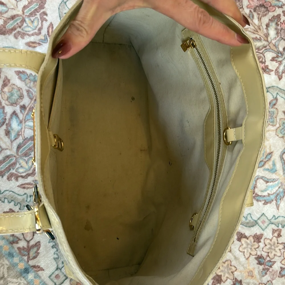 LOUIS VUITTON Wilshire MM Tote Bag Dune Tan Ivory Patent Leather Vernis Dust bag - Picture 14 of 16